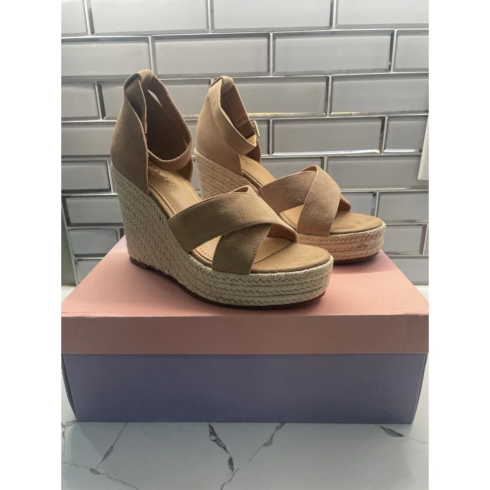 Lisa Vicky GEMI-V Cognac‎ Suede Espadrille Wedge Sandals Size 7.5 – New in Box
